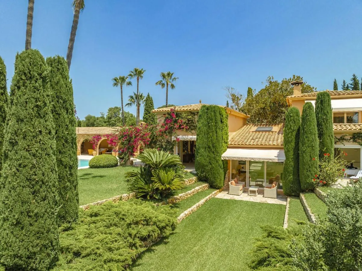 Villa De Lujo En El Norte Mallorca Alcudia  Spain